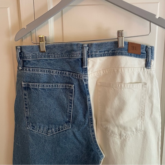 BDG Straight Cropped Split Leg Jeans - Picture 4 of 5